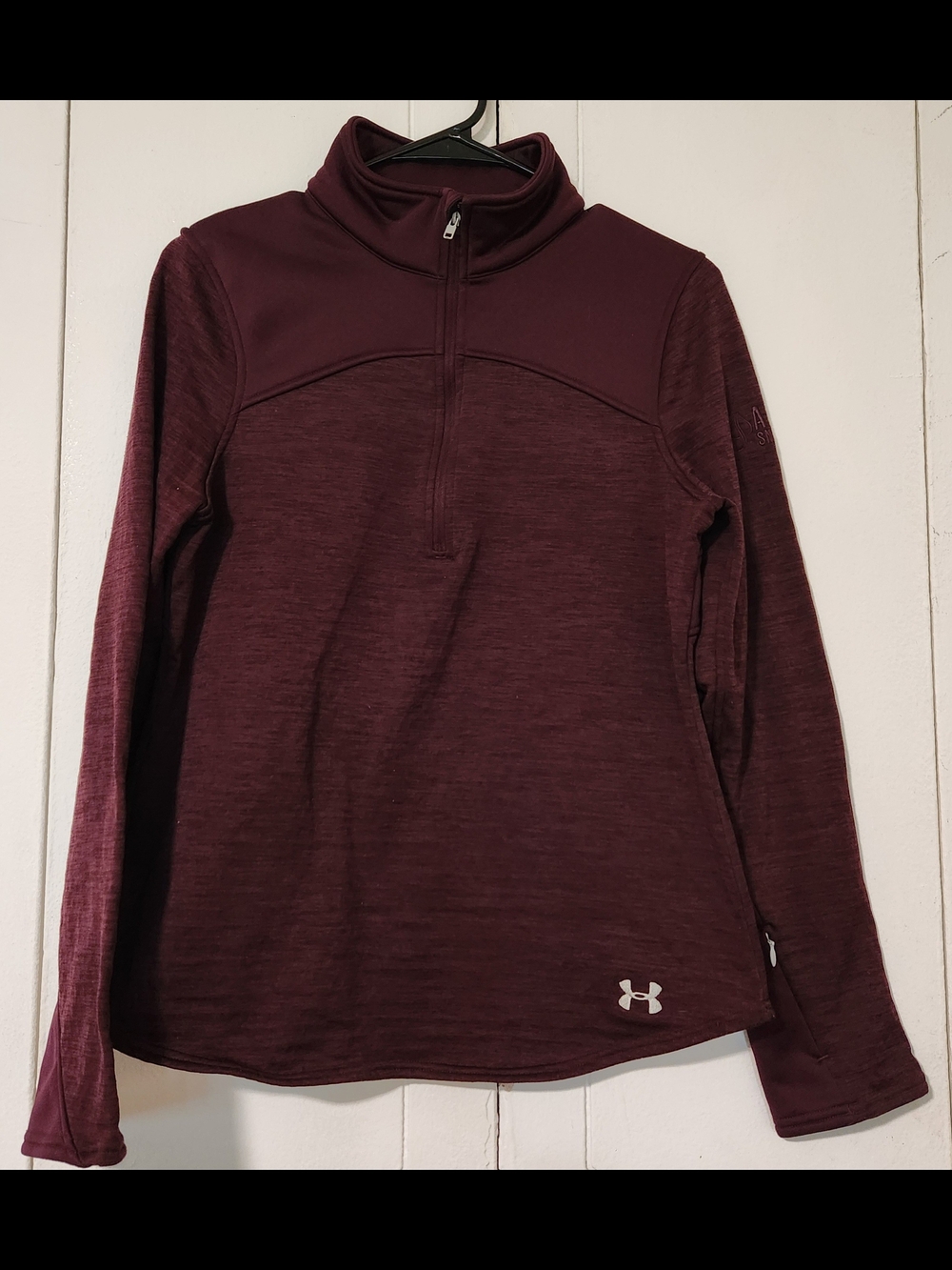 Under Armour Women's Maroon 1/4 Zip Turtleneck Performance Pullover
